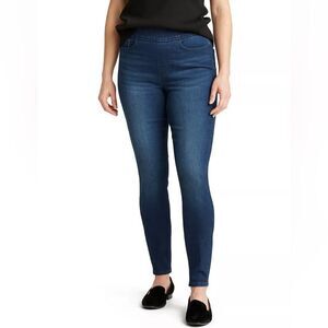 LEVI STRAUSS women’s pull on skinny‎ Jeans size 2 NWT in packaging